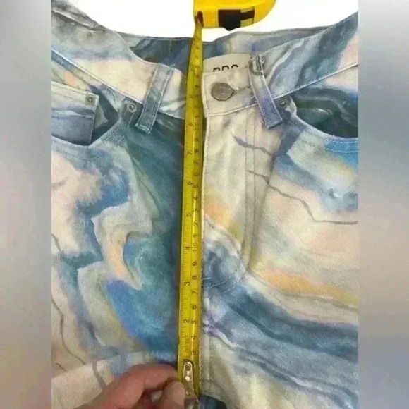 Urban Outfitters BDG '90s‎ Mid Rise Bootcut Jean in Blue Multi Size 24 Flare - Picture 13 of 15